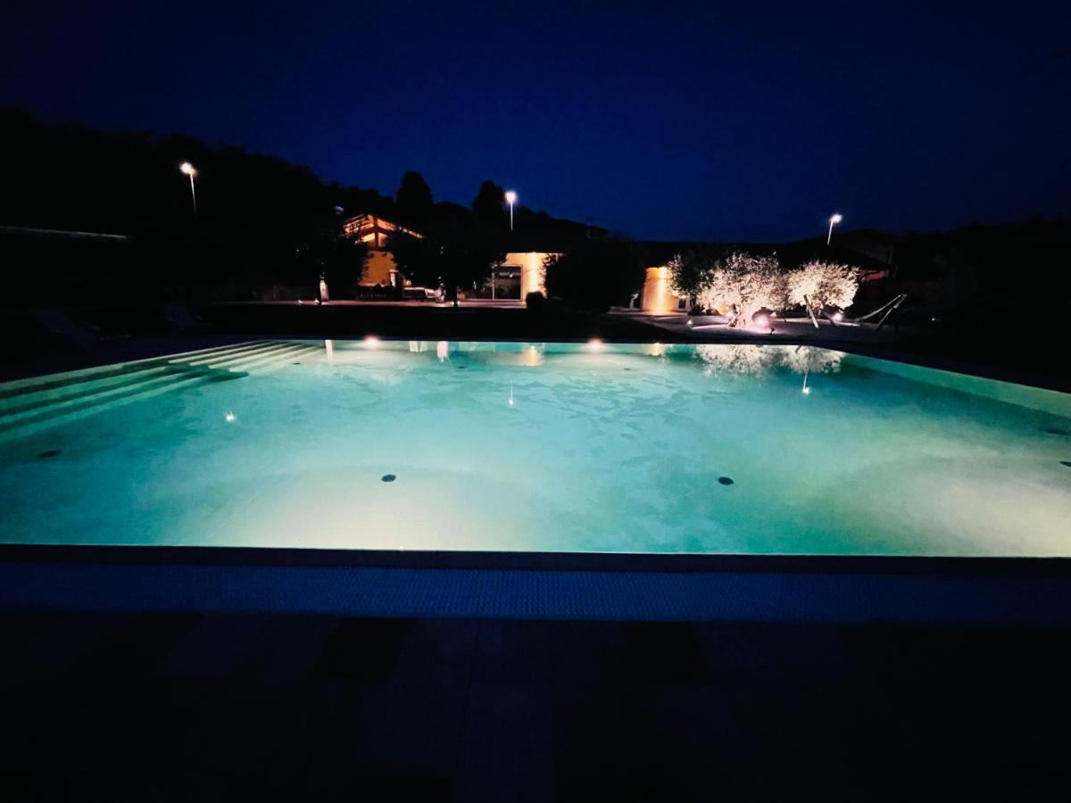 B&B Alciliegio Casnate Con Bernate Exterior photo